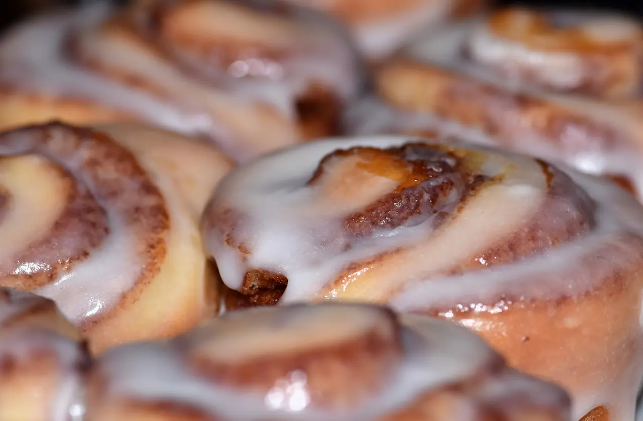Apple and Cinnamon Scrolls