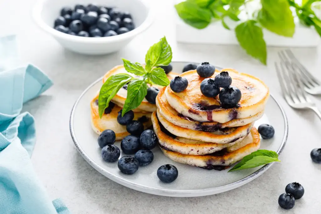 Blueberry Pancakes with Fresh Berrie