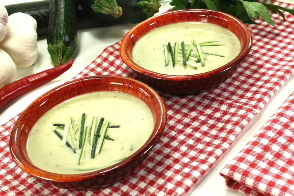 Creamy Zucchini Soup 