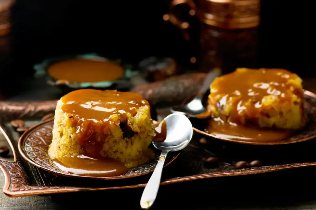 Date Pudding with Caramel 