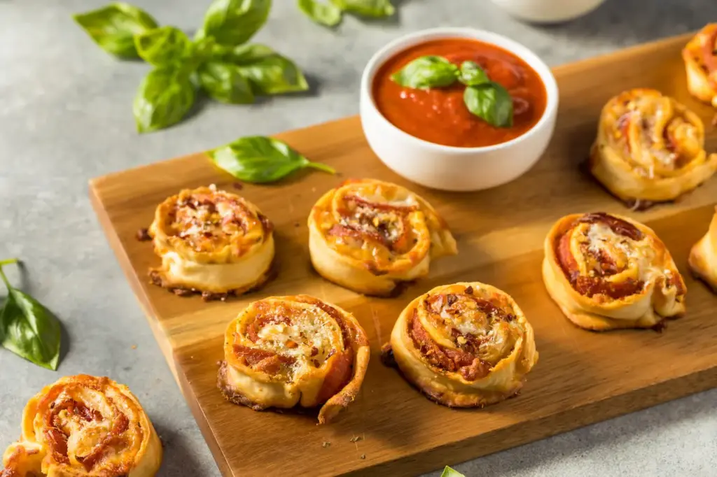Homemade Pizza Roll Appetizers 