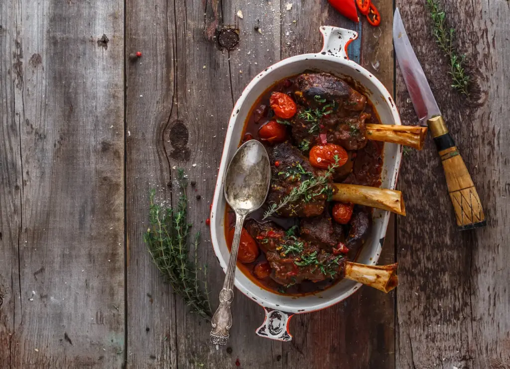 Lamb Shanks in Red Wine Top View 