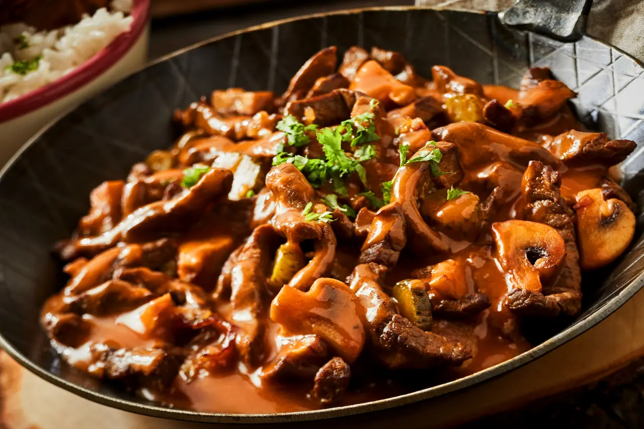 Pressure Cooker Beef Stroganoff