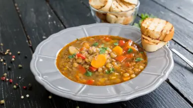 Quick Lentil Soup Served with Bread