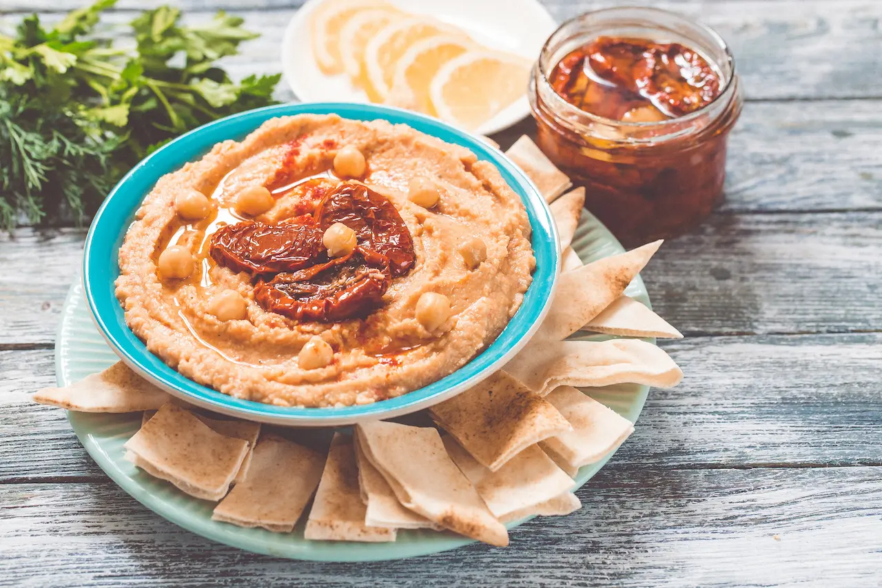 Sundried Tomato and Cashew Dip