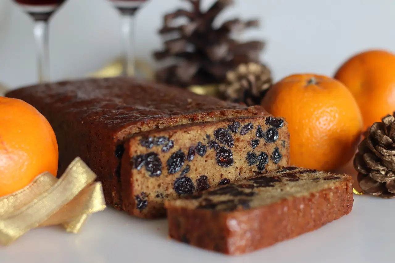 Festive Boiled Fruit Cake with Fresh Fruit